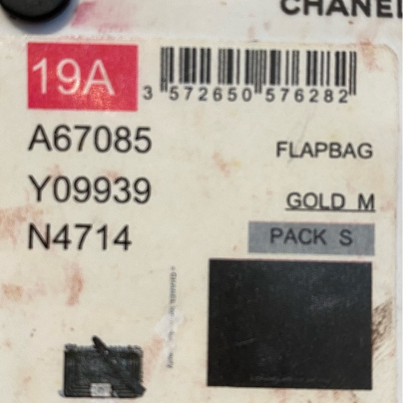 Chanel Classic Quilted Boy Bag Small Grey - Picture 13 of 14